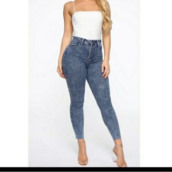 Fashion Nova Acid Wash Button-Fly High Rise Skinny Jeans Size 1 - Picture 11 of 11